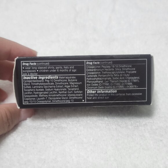 NEW MAC Studio Fix Fluid SPF 15 color NC13 - Picture 8 of 9